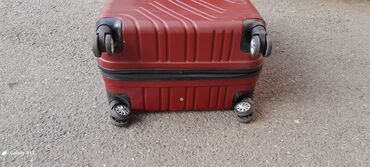 Çamadanlar: Lok Polo’s sərt qabıqlı səyahət çamadanı - Rəng: tünd qırmızı (bordo) -da lalafo.az — 18 Çamadanlar: Lok Polo’s sərt qabıqlı səyahət çamadanı - Rəng: tünd qırmızı (bordo) — 18