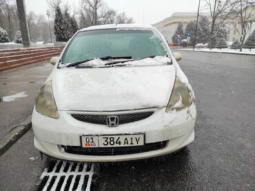 сдаю в аренду машину: Сдаю в аренду: Легковое авто, Под такси