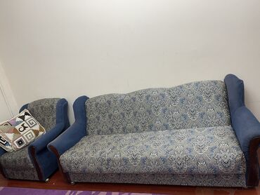 азат мебель: Диван-кровать, цвет - Голубой, Б/у