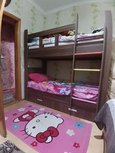 детская кровать: Б/у, Для девочки и мальчика, С матрасом, С выдвижными ящиками, Турция