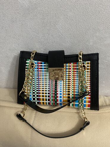 сумка красивая: Новая сумочка красивого дизайна😍
Производства 🇹🇷
Цена: 2500
