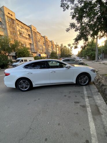 грандер 2020: Hyundai Grandeur: 2019 г., 3 л, Автомат, Газ, Седан