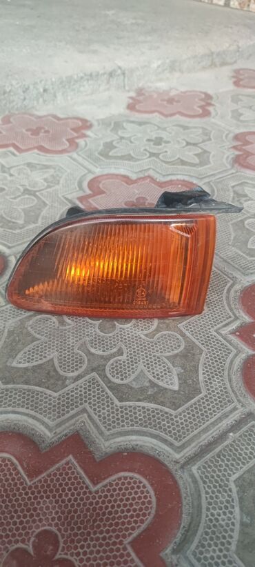 corolla runx: Правый поворотник Mitsubishi Б/у, Оригинал, Япония