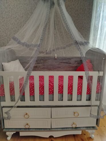 Uşaqlar üçün digər mallar: MilBewik qiymeti 65man yeni kimidi az istifade olunub matras var