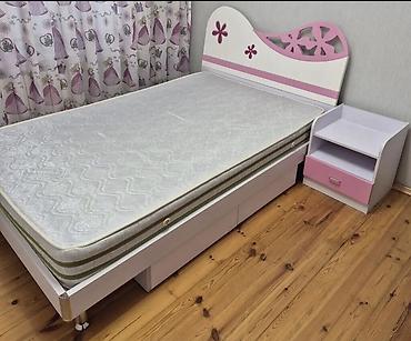 Uşaq/qız otağı üçün möbel dəsti Dəst tərkibi: - Çarpayı və başlıq