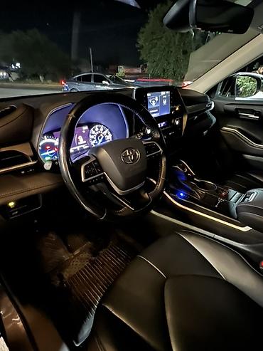 ge: Toyota Highlander: 2021 г., 2.5 л, Автомат, Гибрид, Внедорожник — 10
