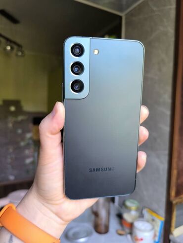 чехол для телефона samsung: Samsung Galaxy S22, Б/у, 128 ГБ, цвет - Зеленый, 2 SIM, eSIM