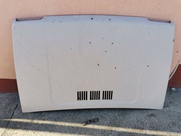 Auto delovi: Prednja hauba Lada 21213,21214 Niva. Polovna, ocuvana. Skinuta sa — 1