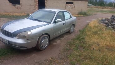 Daewoo: Daewoo Nubira: 2001 г., 1.5 л, Механика, Бензин, Седан
