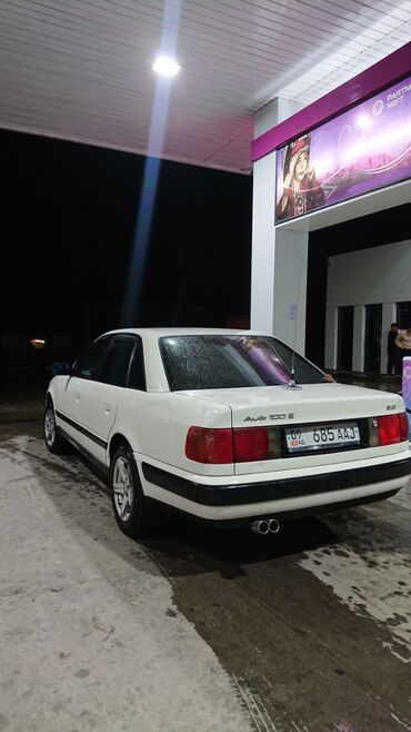 приора 2: Audi S4: 1991 г., 2 л, Механика, Бензин, Седан