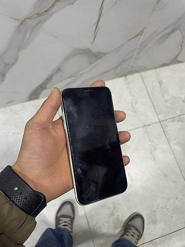 форестер 2015: IPhone 11, белый цвет, 64 ГБ Характеристики и детали: - Модель — 3
