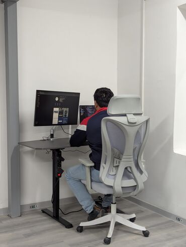 Коворкинги: Open space, 200 м², 30 мест, Долгосрочно, Посуточно, Почасово — 2