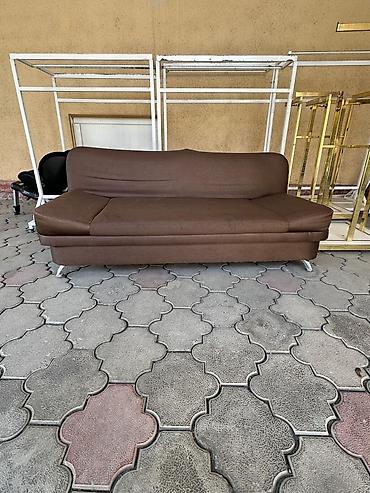 Прямой диван, Б/у
