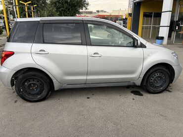 corolla runx: Toyota ist: 2002 г., 1.5 л, Автомат, Бензин, Кроссовер