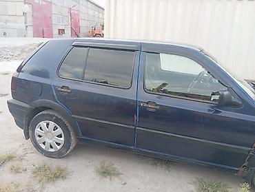 golf b4: Volkswagen Golf: 1993 г., 1.8 л, Механика, Бензин, Хэтчбэк — 3