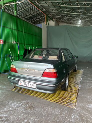 Daewoo: Daewoo Nexia: 2004 г., 1.5 л, Механика, Бензин, Седан