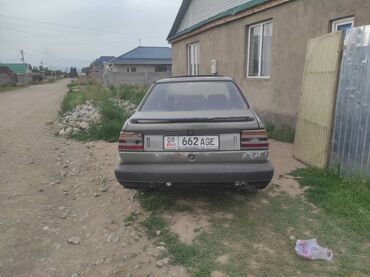 Volkswagen: Volkswagen Volksbus: 1990 г., 1.8 л, Механика, Бензин, Седан