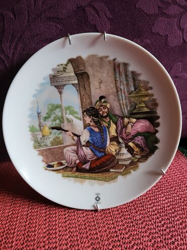 Ostalo posuđe: Tanjir nov za zid Sarajevo 84ta. olimpijada. Porcelanski tanjir na lalafo.rs — 1 Ostalo posuđe: Tanjir nov za zid Sarajevo 84ta. olimpijada. Porcelanski tanjir — 1