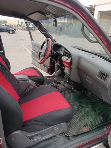 Toyota: Toyota Hilux Surf: 3 l | 1994 il Ofrouder/SUV — 12