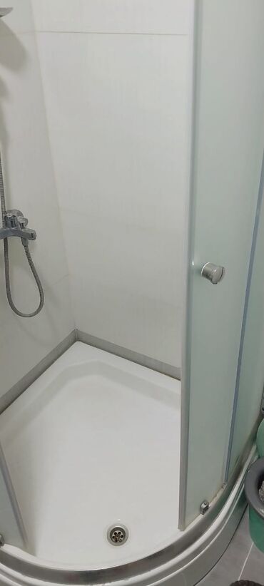 duş kabini: Üstü açıq kabina