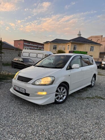 авто машина сатылат: Toyota Ipsum: 2004 г., 2.4 л, Автоматтык, Бензин, Вэн/Минивэн