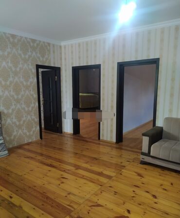 Uzunmüddətli kirayə evlər: 100 kv. m, 4 otaqlı -da lalafo.az — 8 Uzunmüddətli kirayə evlər: 100 kv. m, 4 otaqlı — 8