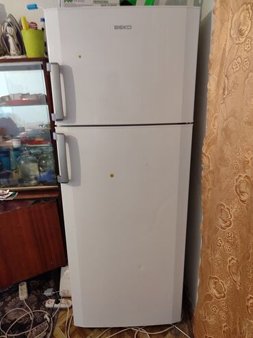 холодильник для морож: ПРОДАЁТСЯ СРОЧНО объем большой