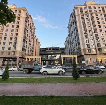 сдам элитную квартиру в Кыргызстан | Посуточная аренда квартир: 3 комнаты, 109 м², Элитка, 3 этаж, Комбинированное отопление