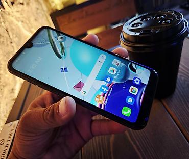 sony mobile: LG Aristo 2, Б/у, 32 ГБ, цвет - Черный, 1 SIM — 10