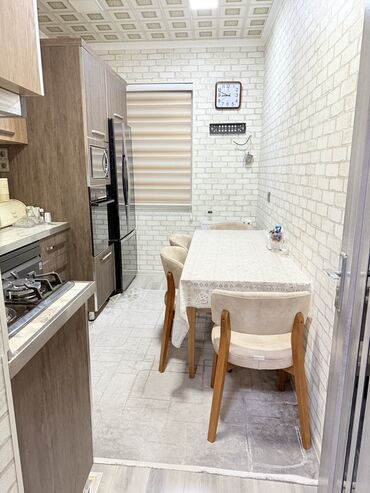 Uzunmüddətli kirayə mənzillər: Mənzil Güllü bağa yaxın ərazidə yerləşir. Yaşayış üçün tələb olunan -da lalafo.az — 9 Uzunmüddətli kirayə mənzillər: Mənzil Güllü bağa yaxın ərazidə yerləşir. Yaşayış üçün tələb olunan — 9