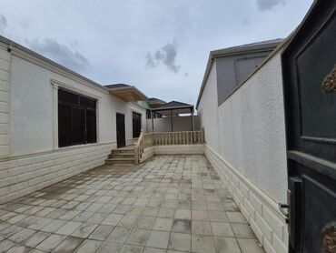 sumqayit kiraye evler 8 mkr: 3 otaqlı, 100 kv. m, Kredit var, Yeni təmirli