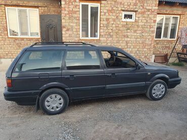 Volkswagen: Volkswagen Passat: 1990 г., 1.8 л, Механика, Бензин, Универсал