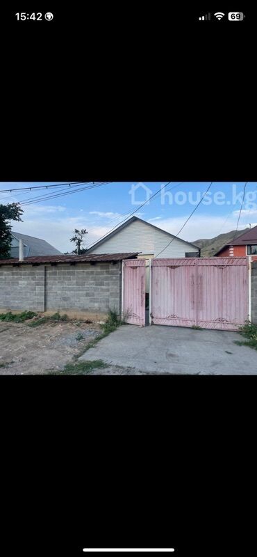 продажа домов через банк: Дом, 90 м², 5 комнат, Собственник, Старый ремонт