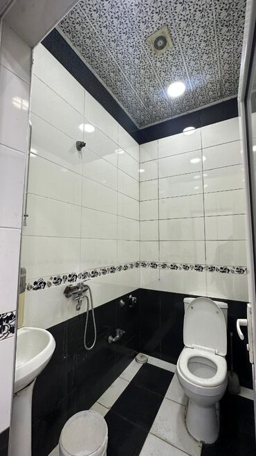 Digər kommersiya daşınmaz əmlakı: Salam 70 kv ayri tikili olan Gözellik salonu icareye verilir. 8 ci -da lalafo.az — 5 Digər kommersiya daşınmaz əmlakı: Salam 70 kv ayri tikili olan Gözellik salonu icareye verilir. 8 ci — 5