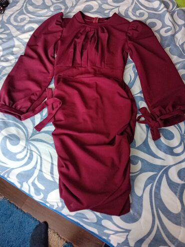 haljine za 18: Color - Burgundy, Long sleeves