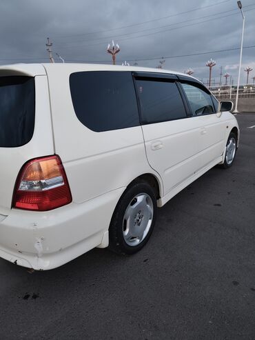 Honda: Honda Odyssey: 2001 г., 2.3 л, Автомат, Газ, Минивэн at lalafo.kg — 6 Honda: Honda Odyssey: 2001 г., 2.3 л, Автомат, Газ, Минивэн — 6