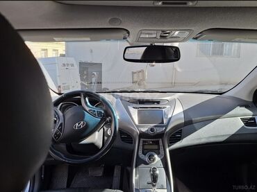 Hyundai: Hyundai Elantra: 1.6 l | 2012 il Sedan — 9
