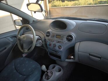 Toyota: Toyota Yaris: 1.3 l. | 2002 έ. Χάτσμπακ — 10