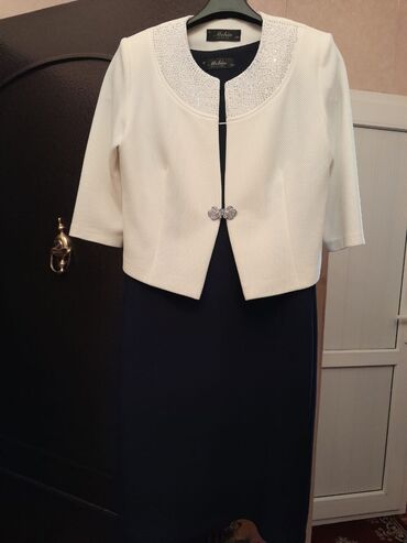 Kokteyl donlar: Новое платье (темно-синего цвета) с пиджаком. Размер 46-48. Рукав три — 10