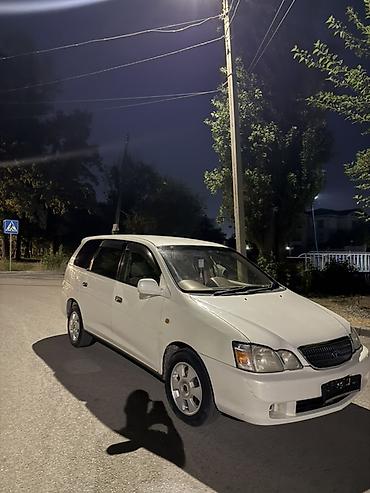 антенна на фит: Toyota Ipsum: 2004 г., 2 л, Автомат, Бензин, Минивэн — 2