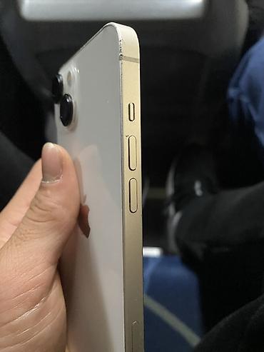 Apple iPhone: IPhone 13, Б/у, 128 ГБ, Белый, 76 % — 2