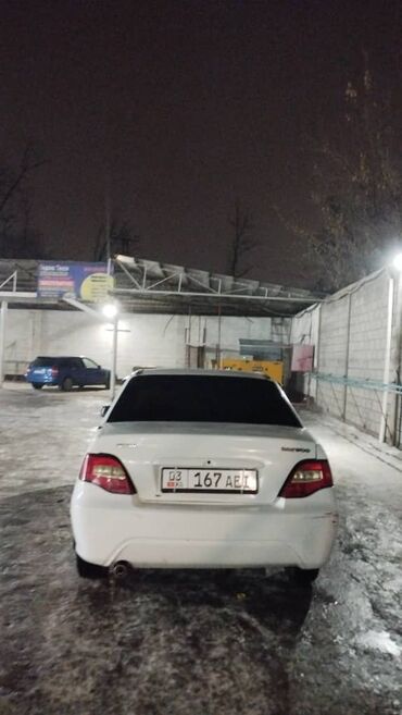 Daewoo: Daewoo Nexia: 2011 г., 1.5 л, Механика, Бензин, Седан