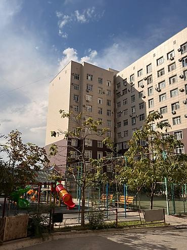 Батирлерди сатуу: 2 бөлмө, 62 м², 7-мкр Элитка, 2 кабат, Ремонт талап кылынат — 1