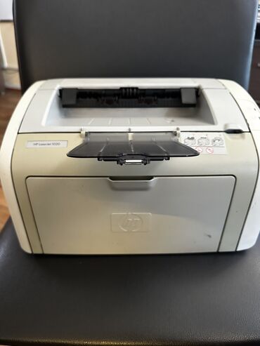 старый принтер: Продаю принтер HP 1020 состоянии отличное. Работает без нареканий