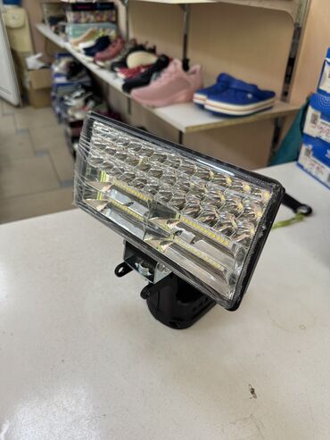 Прожекторы: Лед прожектор LED, насадка на любую макита makita батарейку — 20