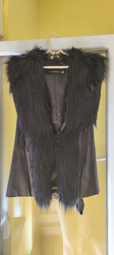 ženski prsluci: S (EU 36), Faux fur, color - Black