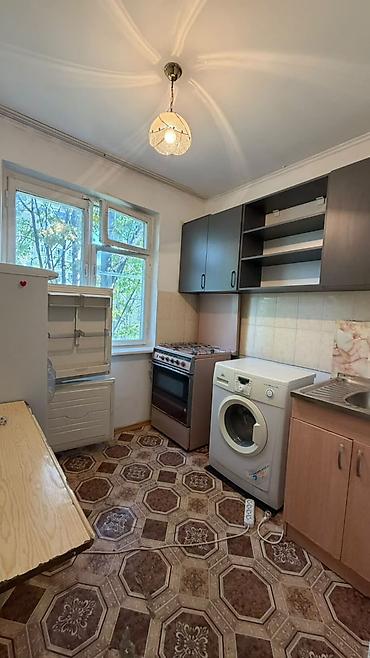 single room flat: 2 комнаты, 44 м², 5 мкр 104 серия, 3 этаж, Старый ремонт — 1