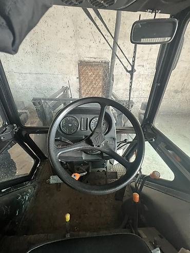 Тракторы МТЗ (Беларус): Трактор МТЗ Беларус 892.2 с фронтальным погрузчиком 2022 года — 8