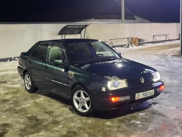 дел ланос: Volkswagen Vento: 1995 г., 1.8 л, Механика, Бензин, Седан