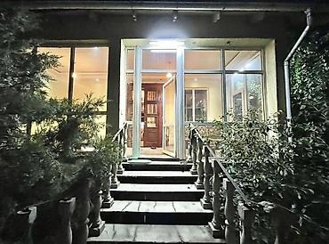 Долгосрочная аренда домов: 300 м², 6 комнат — 21